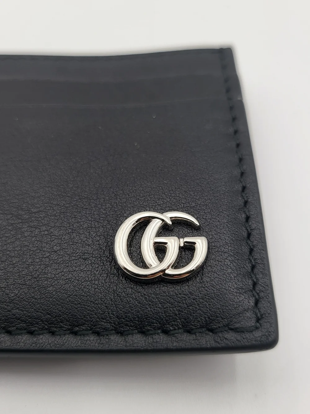 Gucci GG Marmont Leather Card Holder With Money Clip, Authentic..